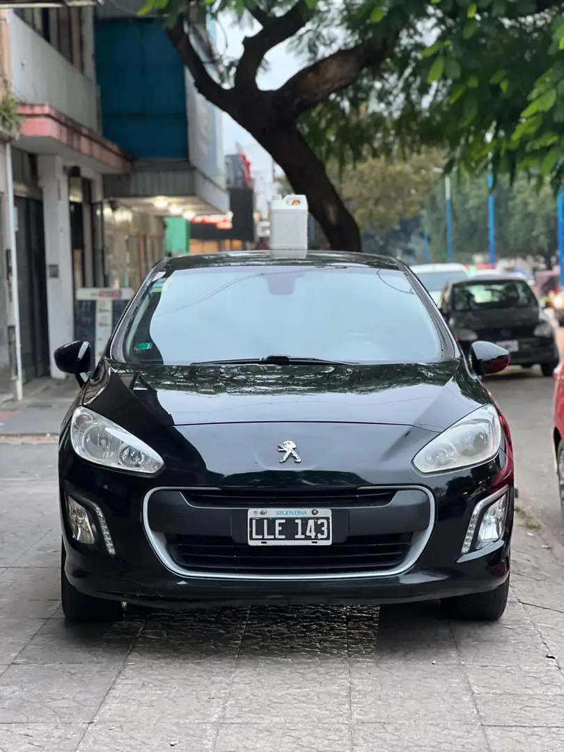 Imagen de vehículo 4