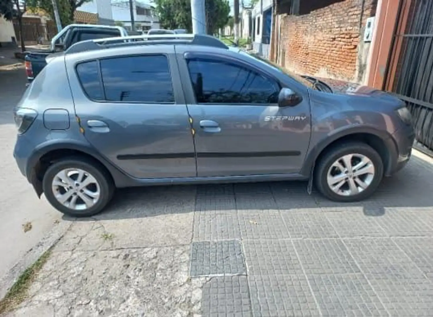 Imagen de vehículo 3