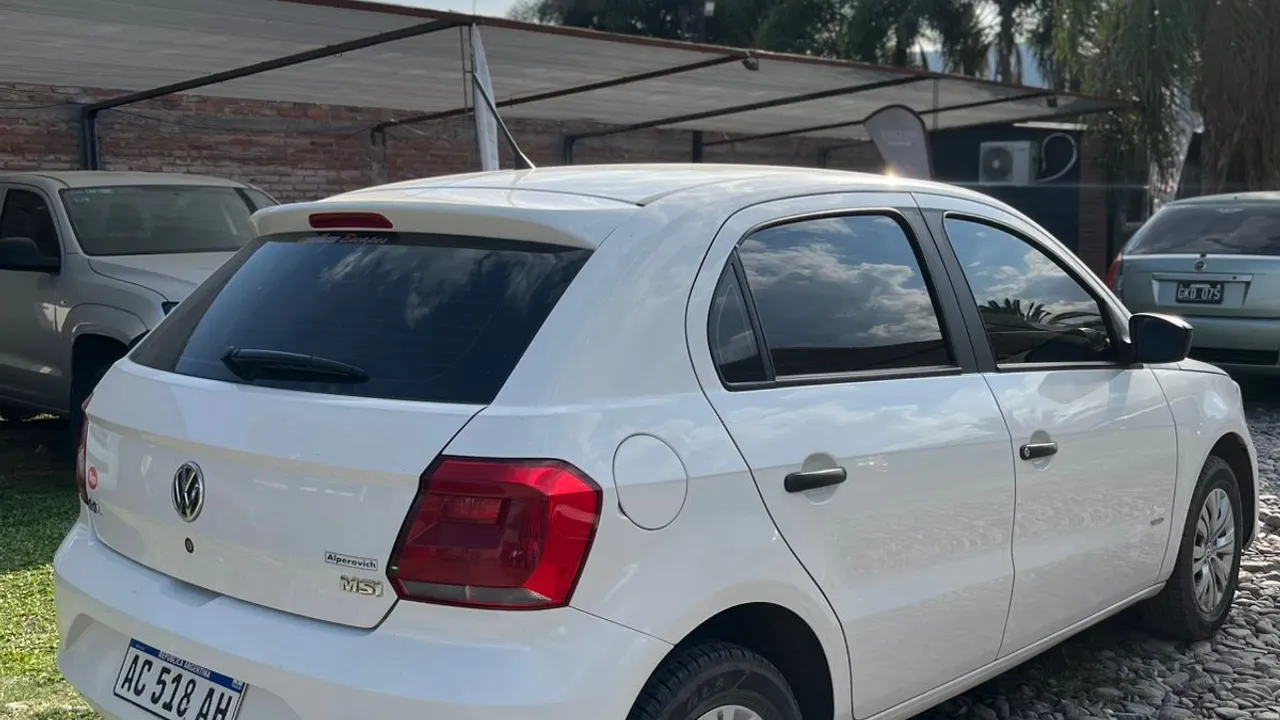 Imagen de vehículo 5