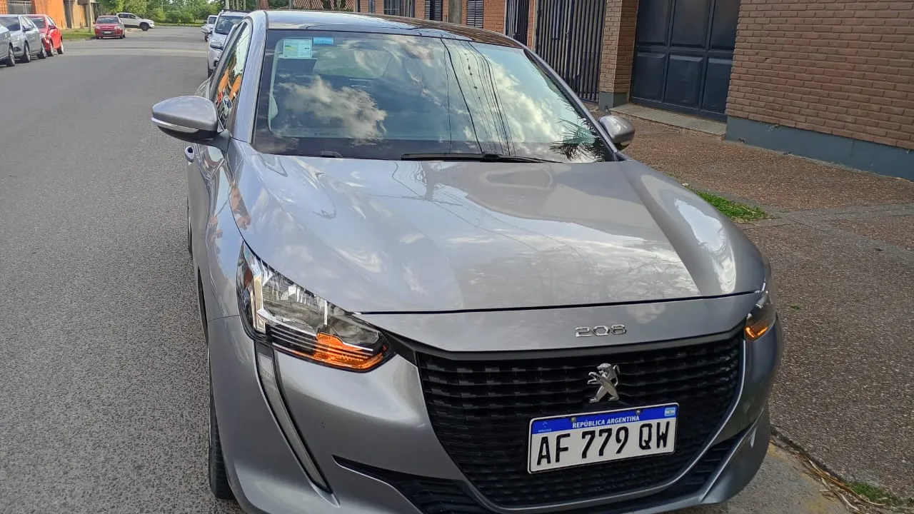 Peugeot 208