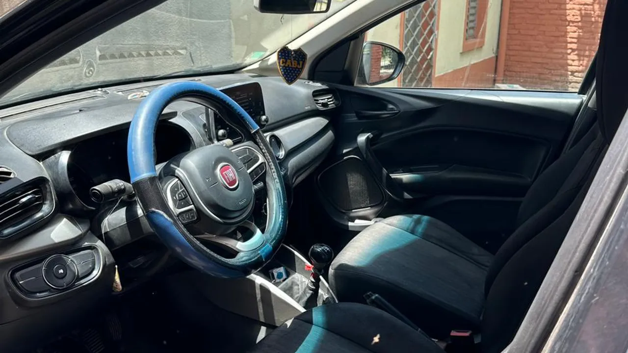 Imagen de vehículo 2