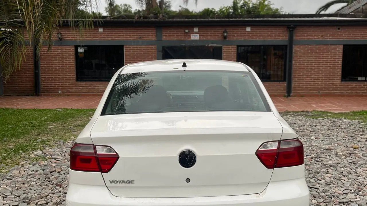 Imagen de vehículo 5