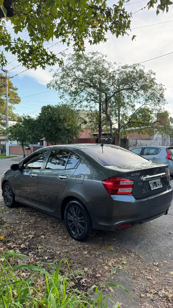 Imagen de vehículo 1