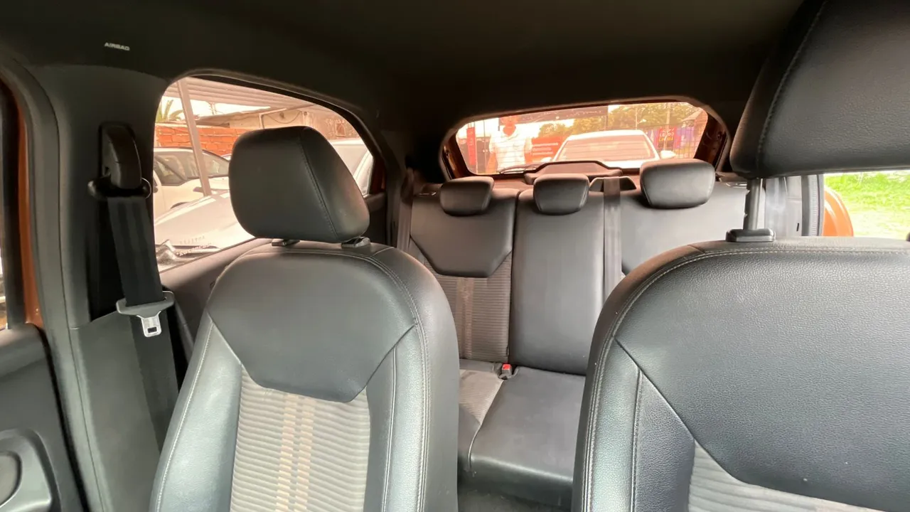 Imagen de vehículo 10