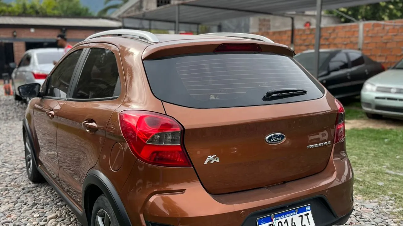 Imagen de vehículo 5